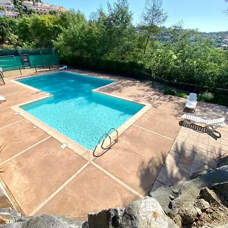 Mazet Vue - Parking - Wifi - Clim - Piscine Ferienhaus *